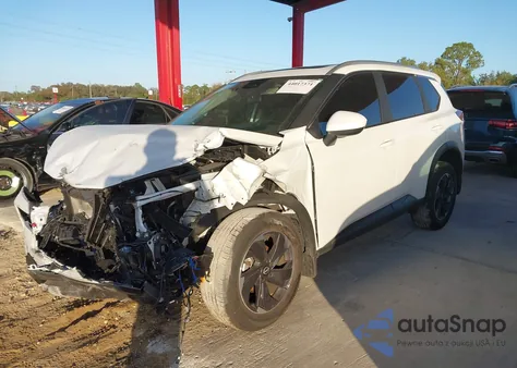 2025 Nissan Rogue Sv Fwd z USA, uszkodzony, nr VIN 5N1BT3BA8SC868395